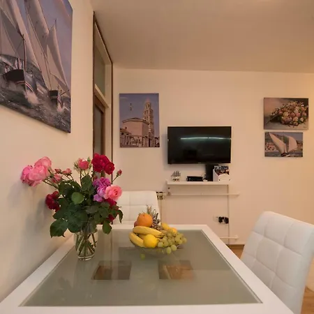Pax Apartment